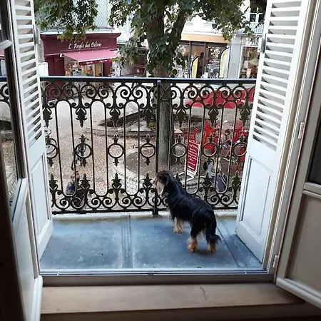 Tres Grande Maison De Au Coeur De Апартаменты *