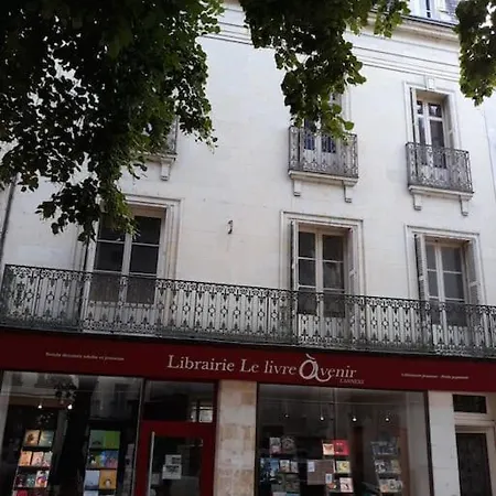 Tres Grande Maison De Au Coeur De Сомюр