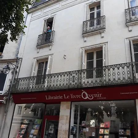 Апартаменты Tres Grande Maison De Au Coeur De