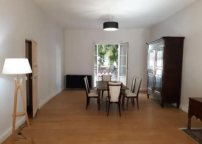 Apartman Tres Grande Maison De Au Coeur De *